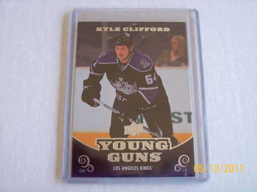 2010-11 Upper Deck Hockey Series 1 - Young Guns #224 - Kyle Clifford