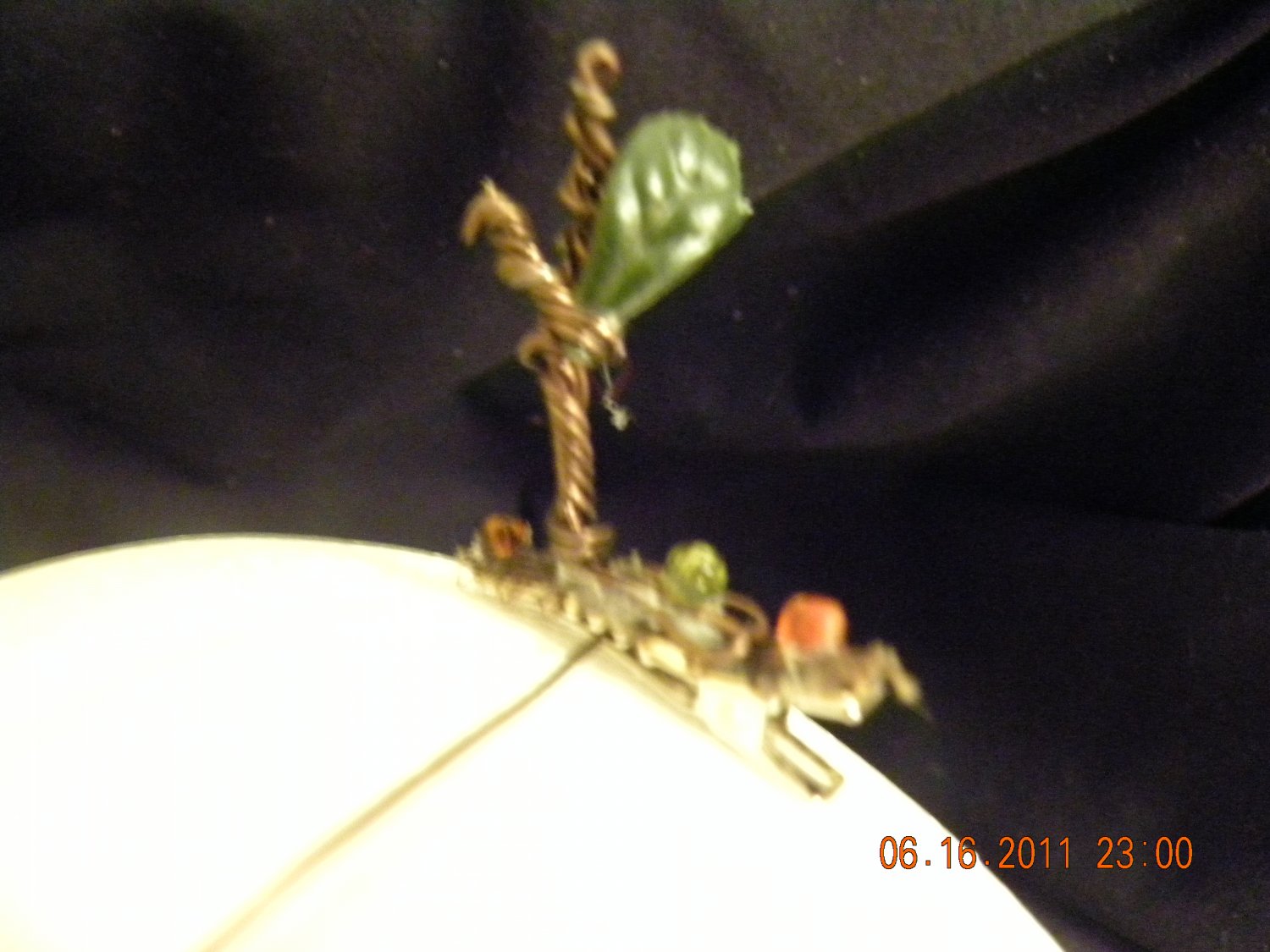 Wire branch clip