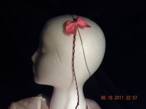 Pink bow clip