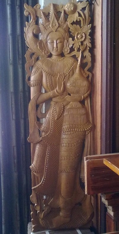 Wood carve