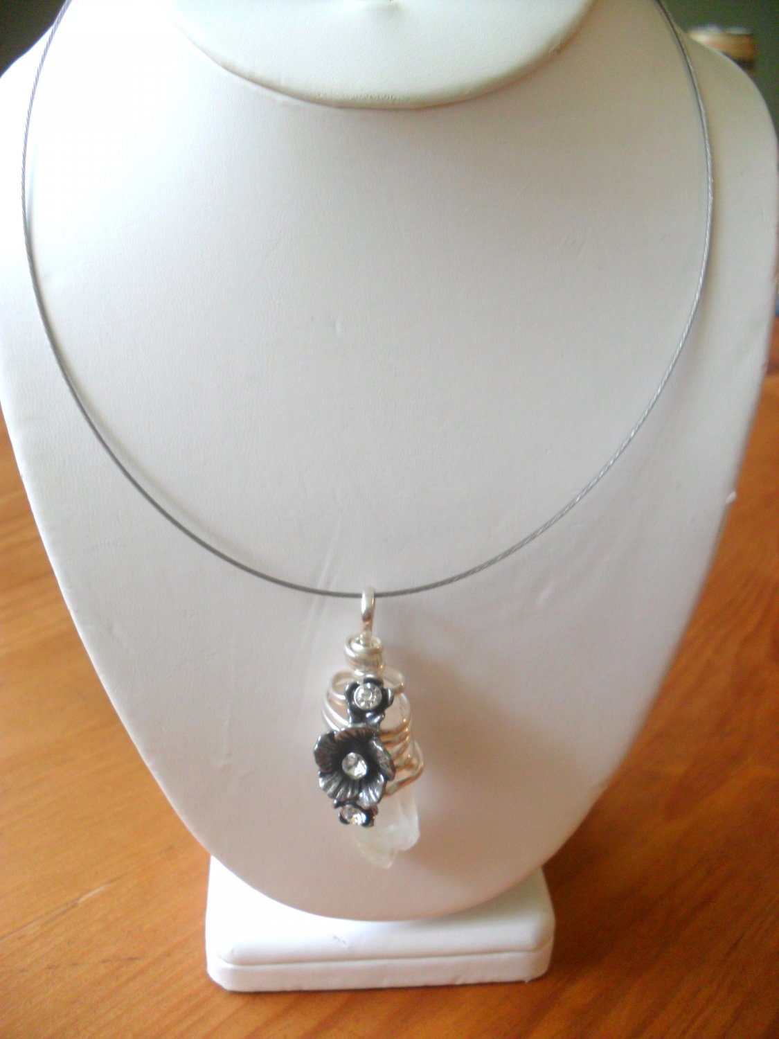 925 silver and white quartz PENDANT