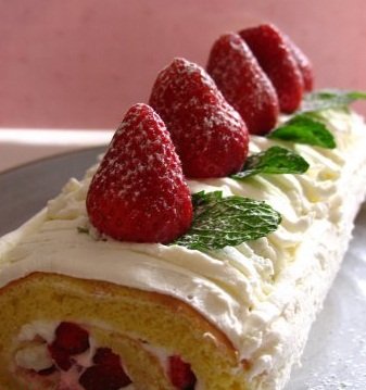 Strawberry Swiss Roll