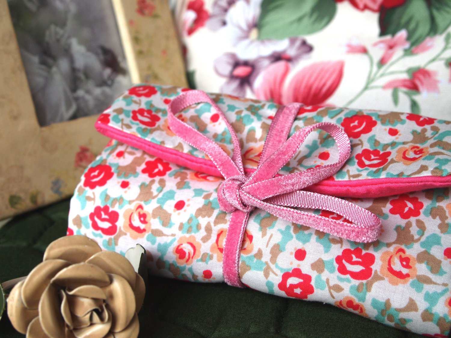 TonTubTim Jewelry roll / case / bag: Pink