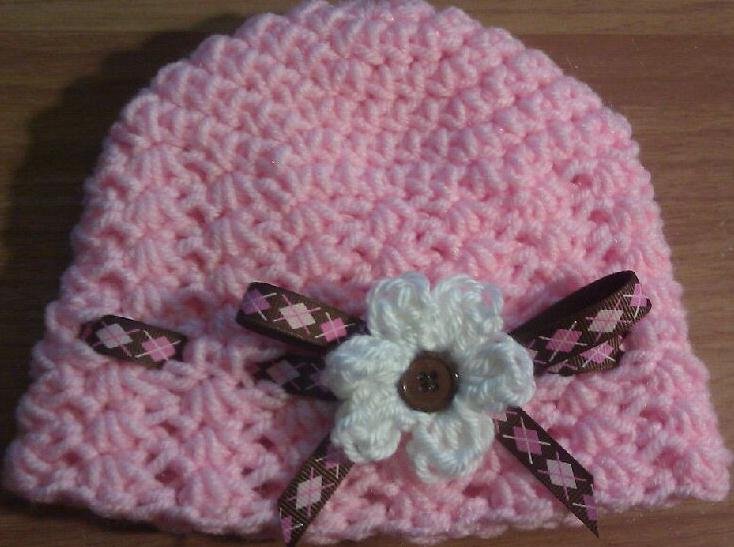 crochet baby girl hat (newborn)