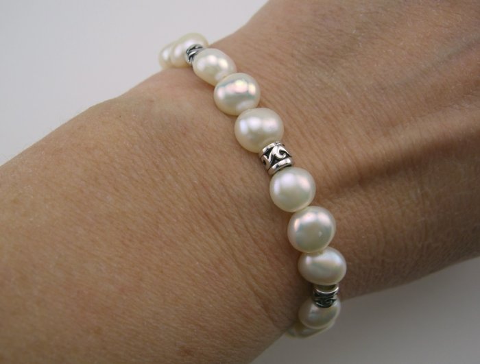 Classic Freshwater Cultured Pearl & Sterling Filigree Bracelet