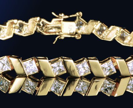 10.1ct ELEGANT PRINCESS CUT TENNIS BRACELET