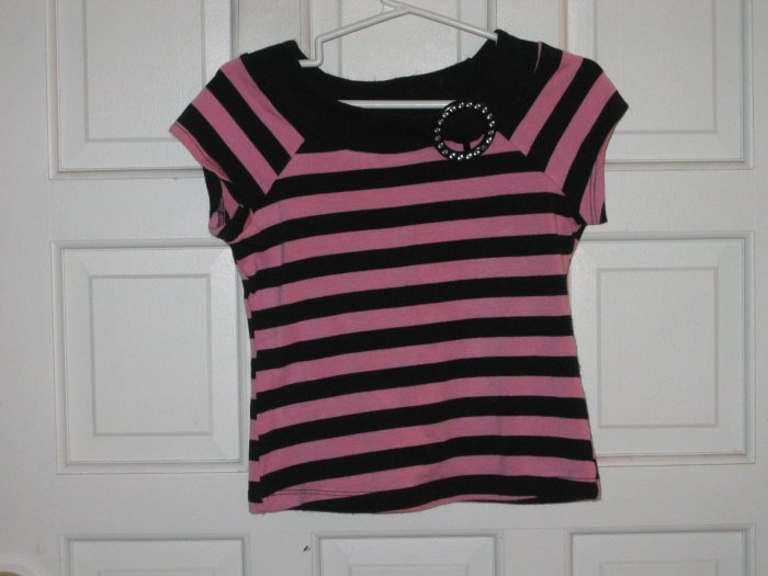 Girls Black/Pink Short Sleeve Top