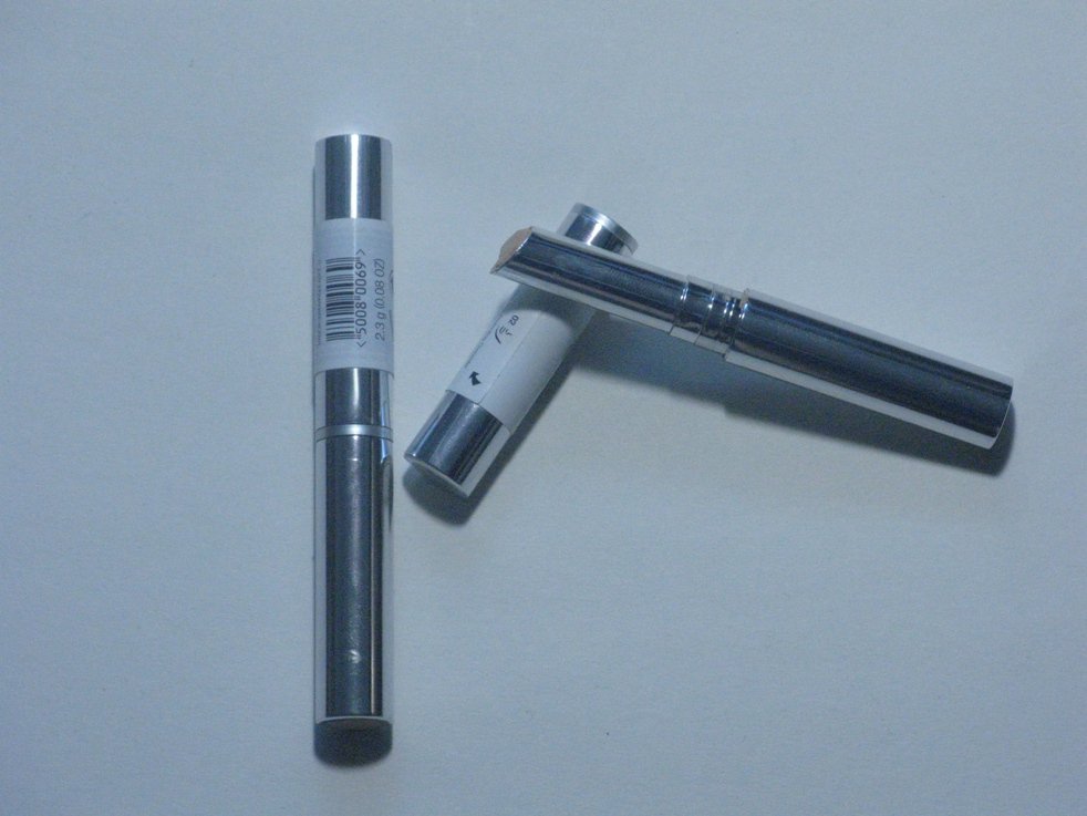 The Body Shop Flawless Skin Protecting Concealer Light Color 01