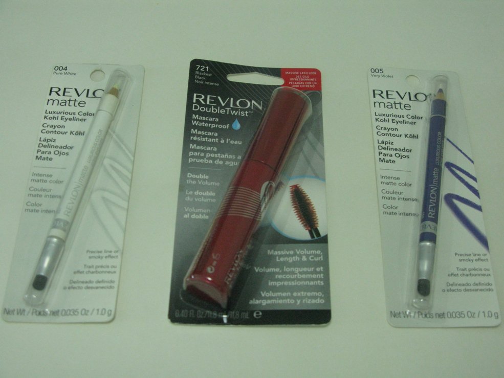 3 Pieces Revlon Discount Cosmetic Set ( Set # 5 )