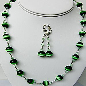 09ST-Marvelous Green Cat