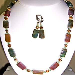 04ST-Stylish jade set.