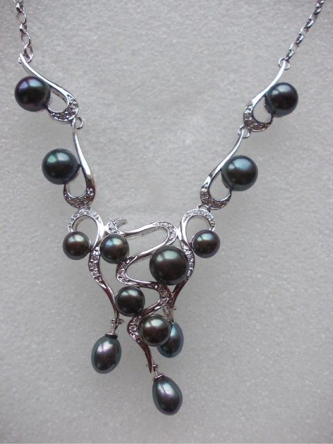 Black Water Pearl Necklace