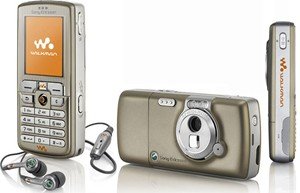 Sony Ericsson W700i Cell Phone (unlocked) - Golden