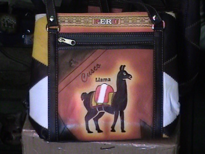 NEW WOMANS LARGE LEATHER PURSE, HANDBAG FROM CUSCO PERU