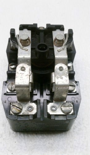 Dayton 5X847E Power Relay 120 VAC 50/60 Hz 30 Amp 2 HP 240/277/600 VAC 2 Pole