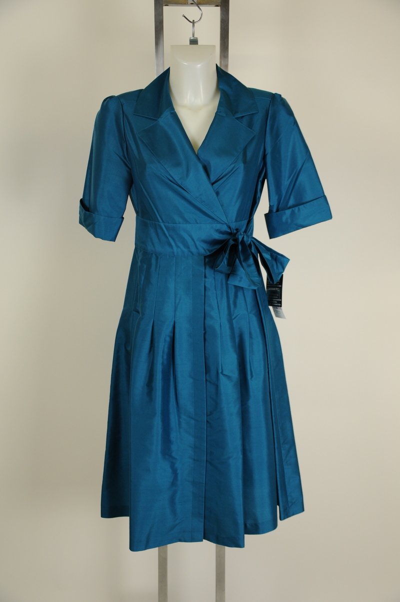 New Jones New York Blue 100% Silk Shirt Waist Wrap Dress Size 6