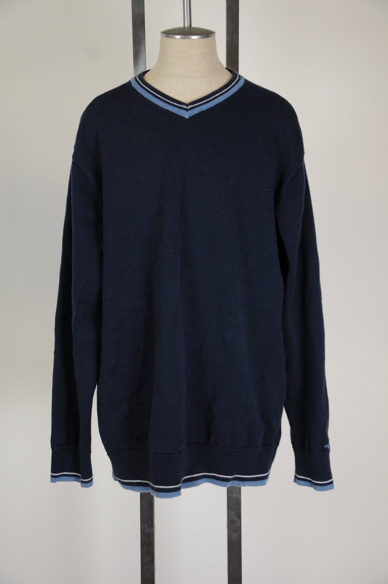 NWOT Quicksilver Boys Children Cotton Blend Navy Blue V Neck XL / 20 Sweater