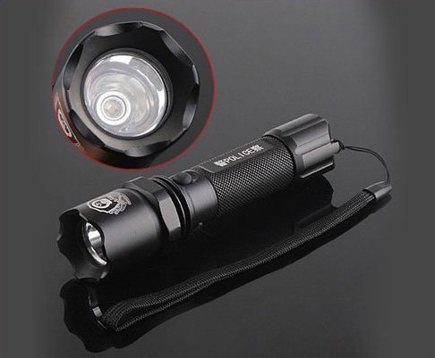 CREE Q5 LED 300LM 3-Modes 18650 Rechargeable Flashlight Torch with Charger