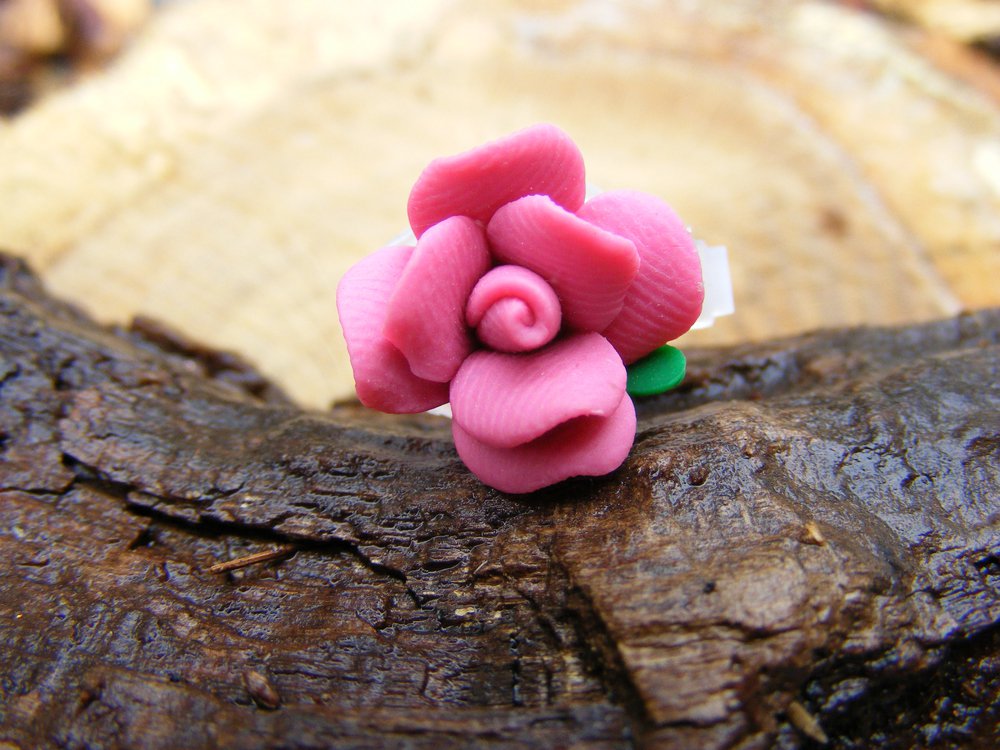 Small Dark Pink Clay Flower Micro Geocaching Container