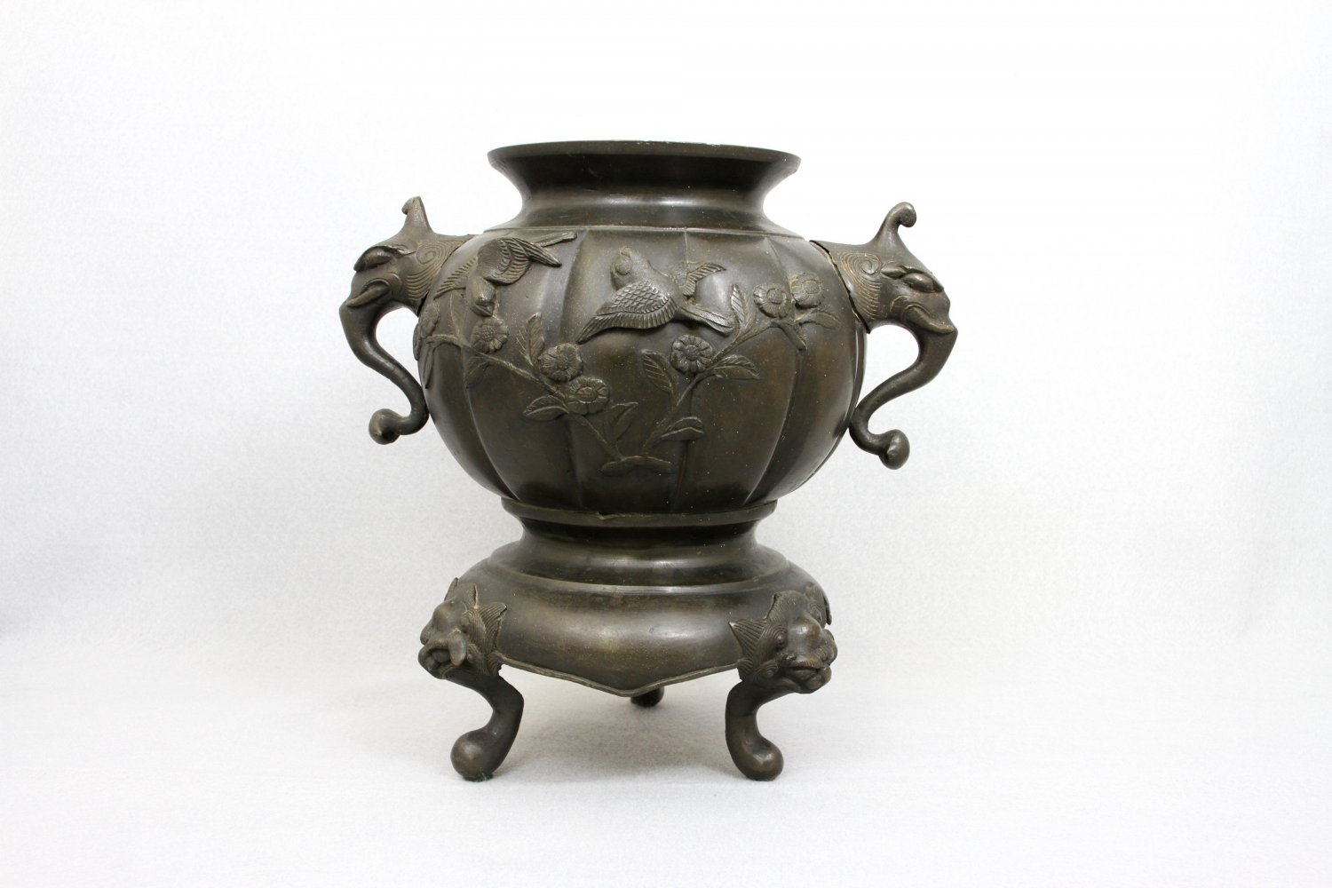 Vintage Japanese Censer Burner Four Birds Elephants