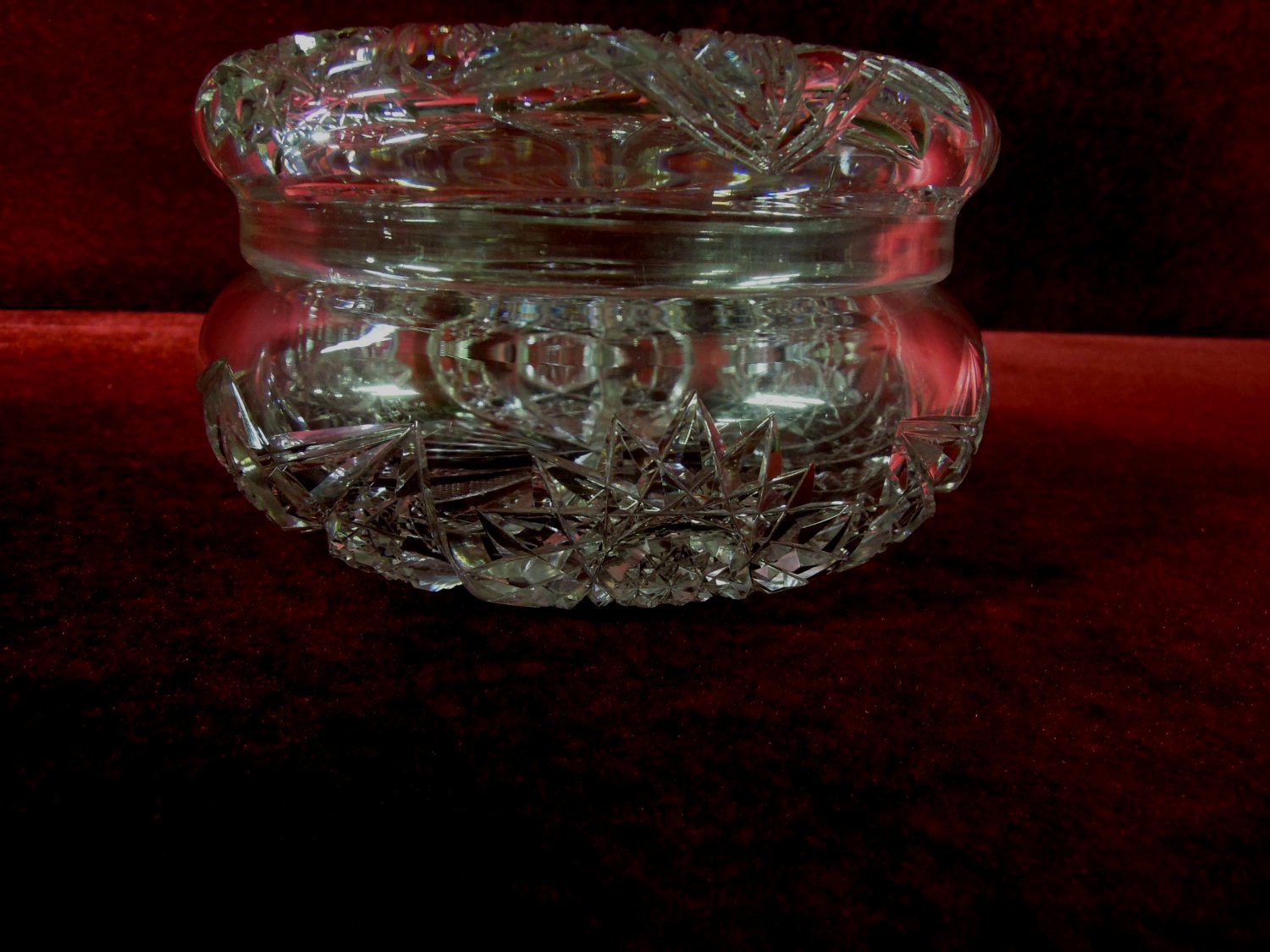Crystal Vanity Dresser Jar and Lid Hostars Crosshatching