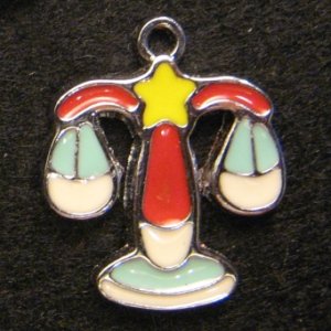 Libra Pendant (Light blue/Red)