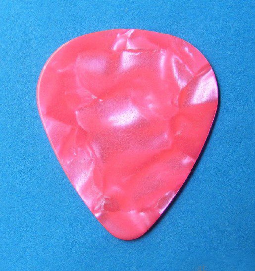 100 pcs New medium 0.71 mm guitar picks Celluloid