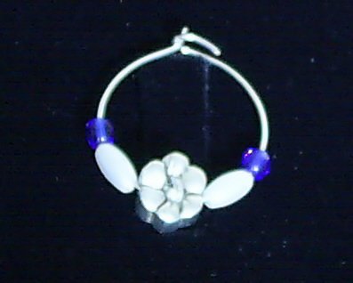 Pewter Daisy Wine Glass Charm Set of 2 Clear Blue Czech Glass