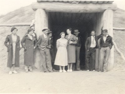 Vintage Photo 1930s INDIAN EARTH LODGE North Dakota