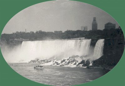 Vintage Photo MAID OF THE MIST 1950 Niagra Falls
