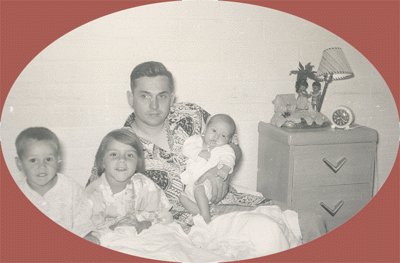 Vintage Photo DAD AND KIDS with HULA HAWAII LAMP