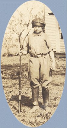 Vintage Photo CHILD w/Gun RIFLE Grandpas House 1920s/30