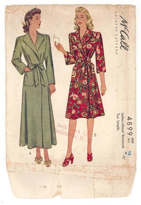 Vintage PATTERN McCALL's 4899 1940s HOUSECOAT Lingerie 30b