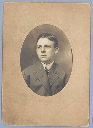 Vintage Photo CABINET CARD Man in Ill-fitting Jacket