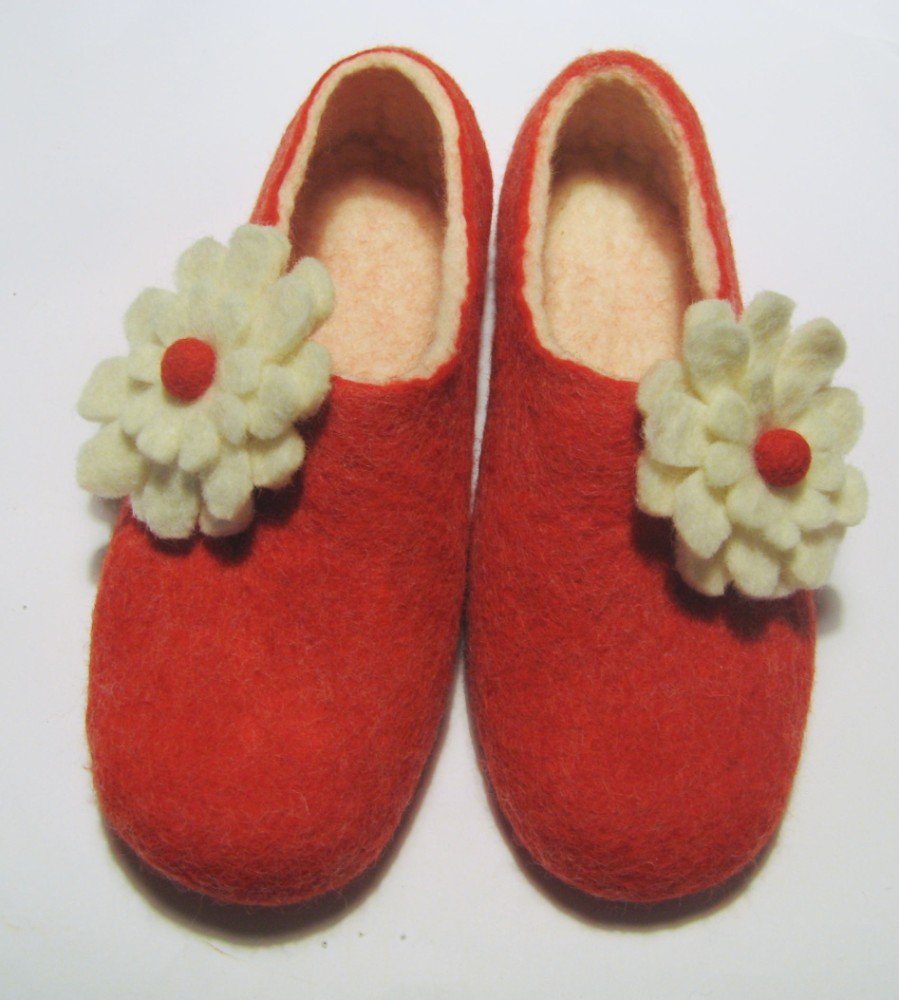 Felted shoes for her / Ladybird Pastel Red White shoes with felted wool flowers 3D
