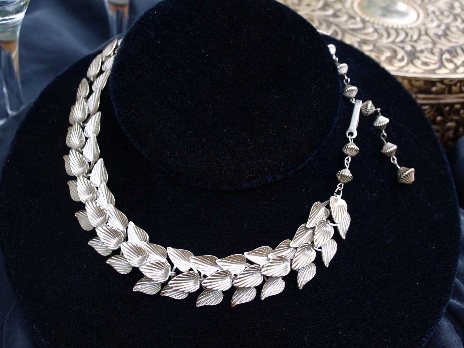 Vintage Silver-Leaf Choker