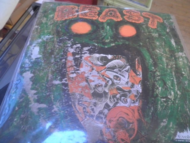 BEAST - S/T 60'S PSYCH ON EVOLUTION LP