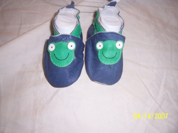 Robeez Style Frog Shoes Boys 0-3 Months NWT Free Shipping