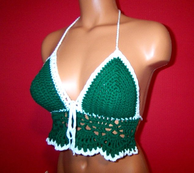 Forest Green Hippie Crop Top by Vikni Crochet Designs