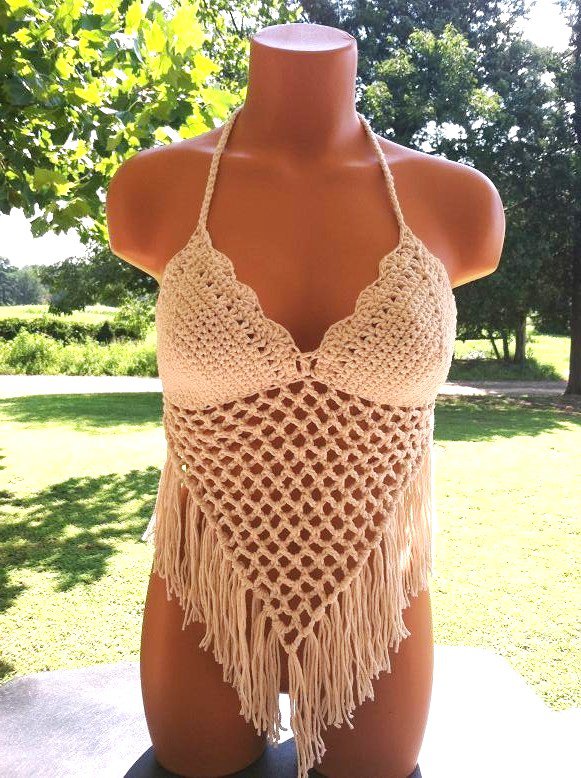 Vikni Crochet Off White Triangle Fringe Halter Top