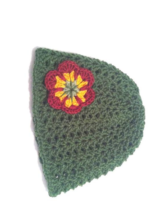 Crochet Hat Beanie in Green by Vikni Crochet Designs