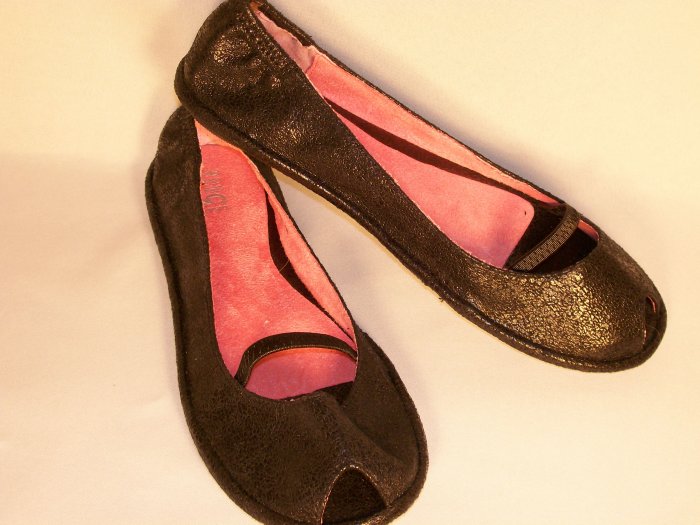 black ballet flats open toe size 8