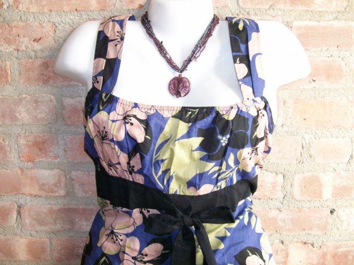 OutFitKit black empire waist bold flower print sleeveless tunic with black skirt and accessories
