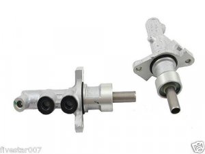 OEM NEW Mercedes Brake Master Cylinder Break Power W202