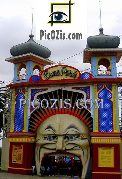 VCI004201109 - Luna Park in Melbourne - 15x20cm (6x8")
