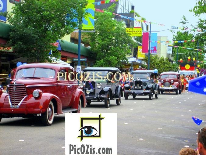 VCA001201109 - Parade In Australia - 20x30cm (8x12")