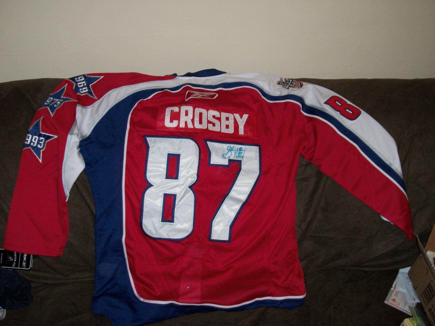 Sydeny Crosby autographed 2009 All-Star jersey