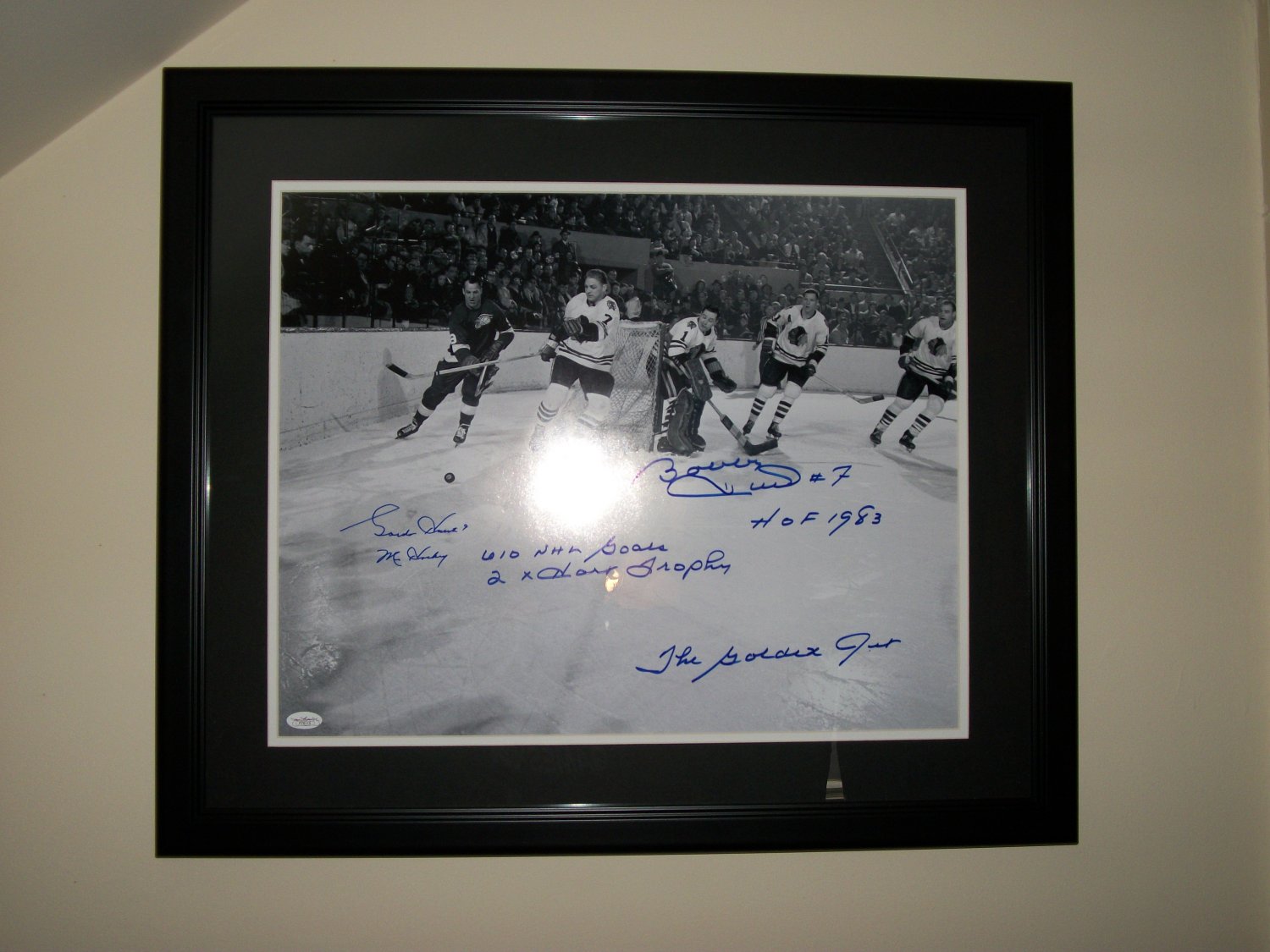 Bobby Hull and Gordie Howe autographed 16x20 photo PROFESSIONALLY FRAMED