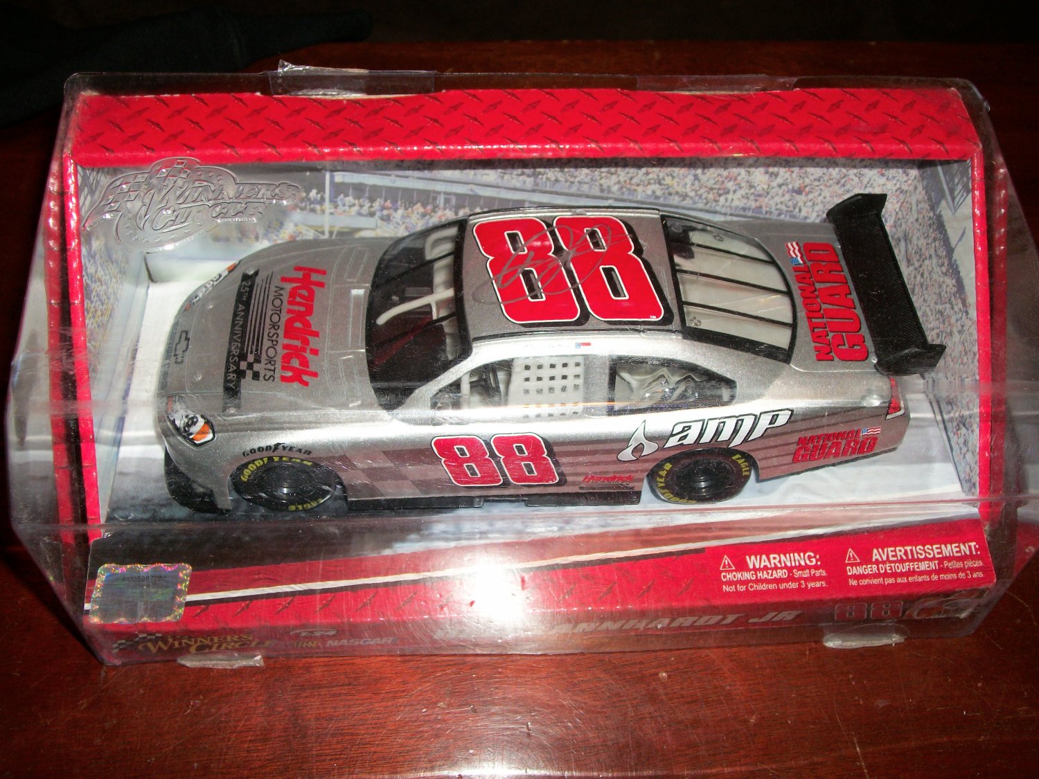 Dale Earnhardt Jr autographed 1:24 #88 silver National Guard car