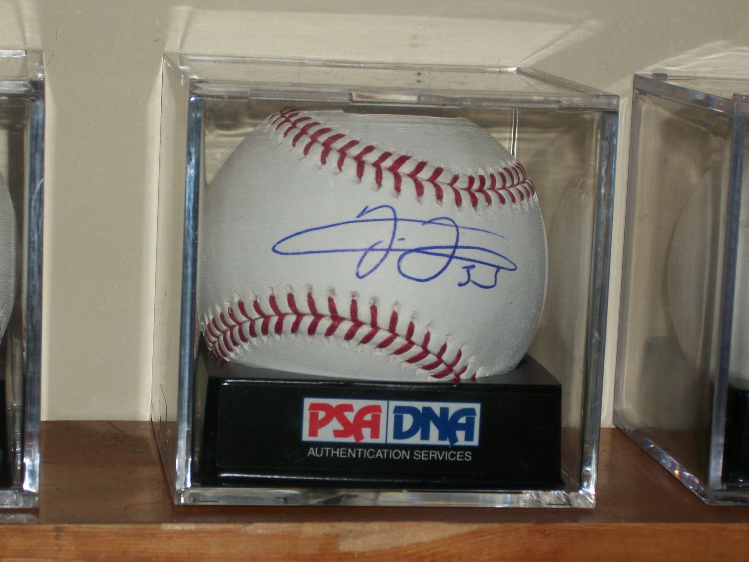 Frank Thomas autographed baseball